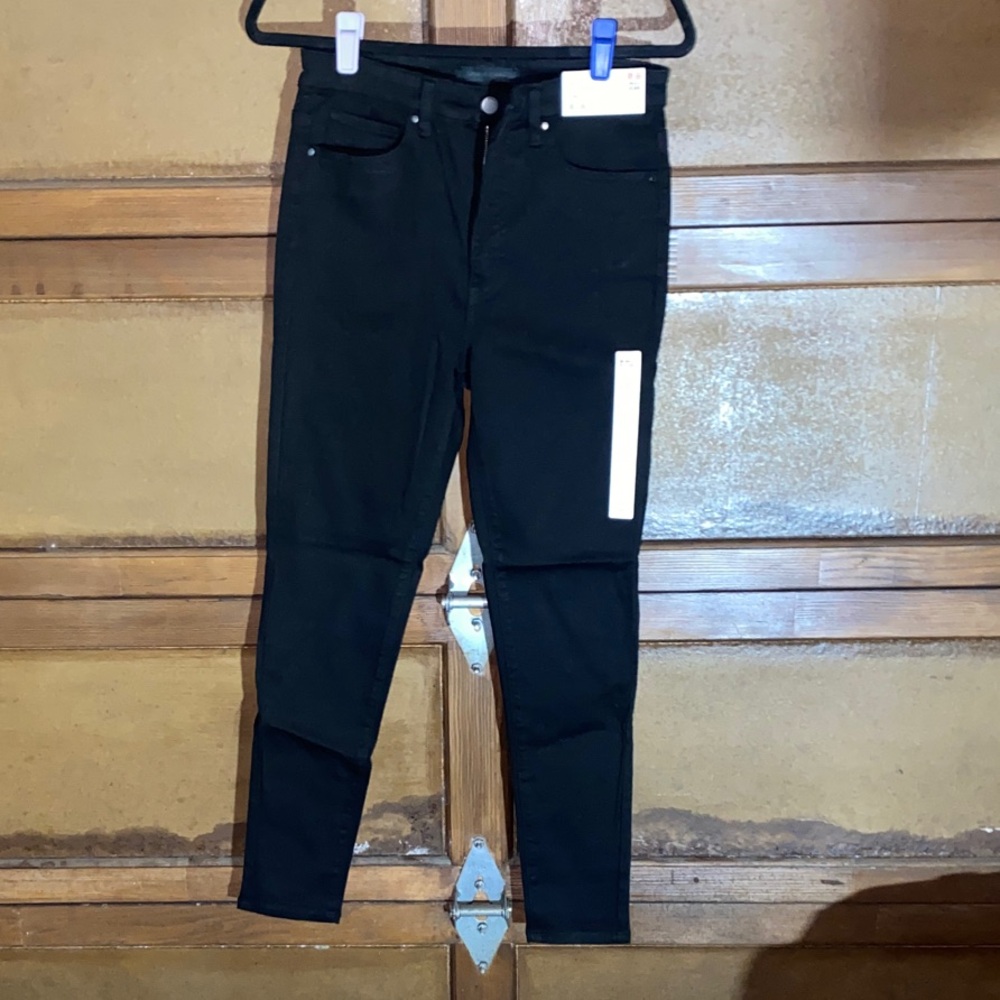 Uniqlo Women's Dark Skinny Jeans